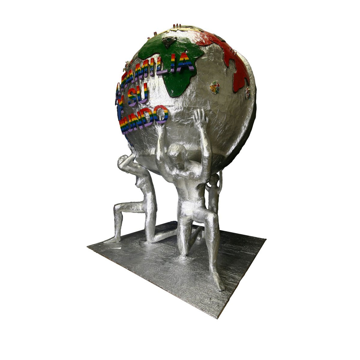 escultura-papel-aluminio-reciclado-11